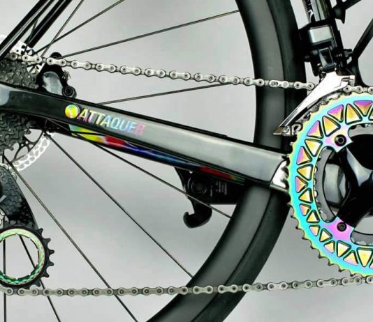 New performance chasing age in cycling – HOLLOWcage derailleur pulley